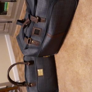 Last Sale! Vintage Weatherproof Luggage Set